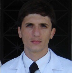 Dr. Felipe von Ranque<small><br><font color=gray>Radiologista</font></small><br><br>