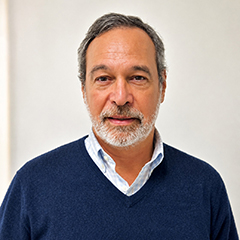 Picture of Dr. José Sardinha<small><br><font color=gray>Radiologista</font></small><br><br>